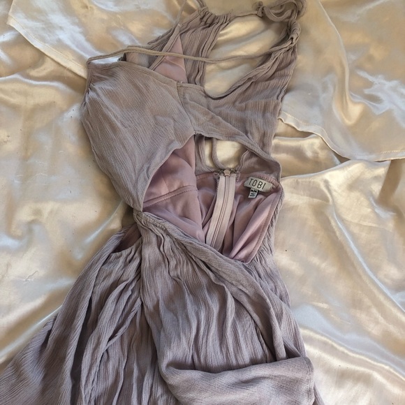 Dress - Picture 6 of 10